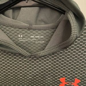 Boys Under Armour long sleeve shirt